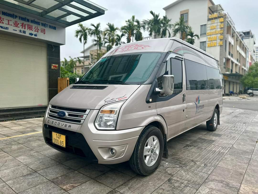 CHO THUÊ XE 16 CHỖ FORD TRANSIT 2022 - 2024