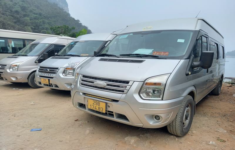 CHO THUÊ XE 16 CHỖ FORD ĐỜI 2021 - 2024