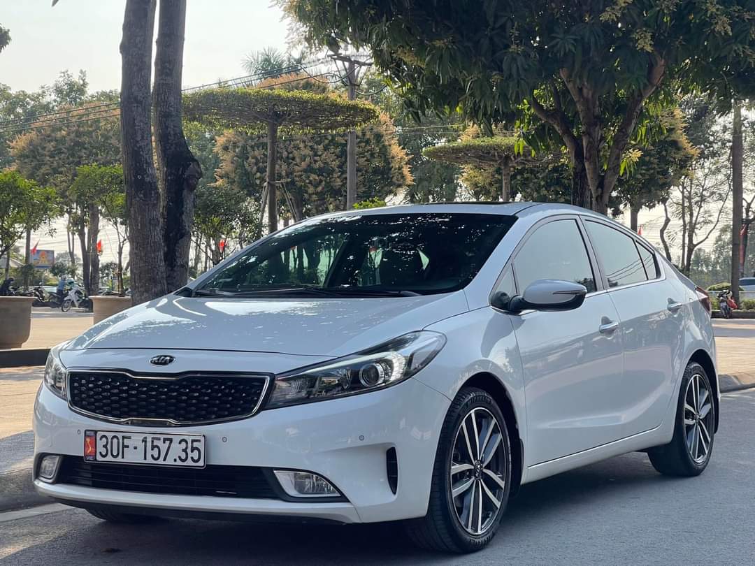 CHO THUÊ XE 4 CHỖ KIA 2021 - 2024